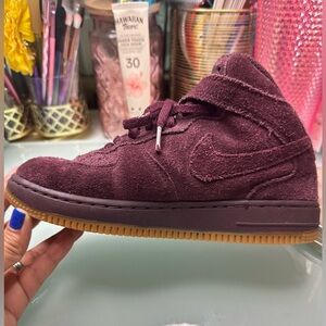 Nike Air Force 1 Maroon Suede Size 3 Youth Back to School!